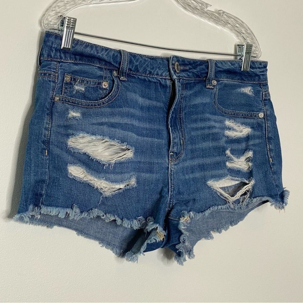 American Eagle Outfitters Distressed Tomgirl Shortie